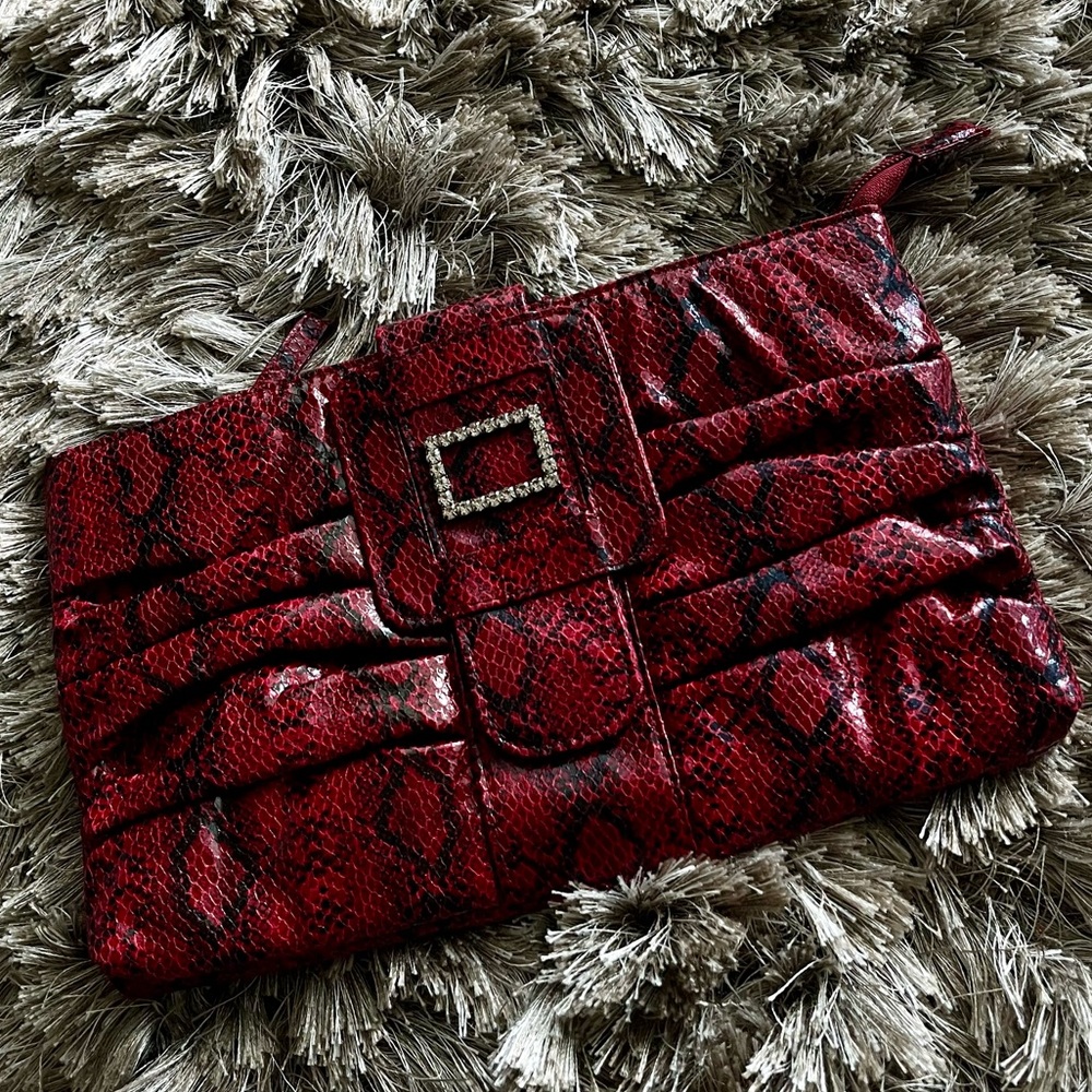 CLUTCH Purse NWOT Snakeskin Print with Jewelled Detail